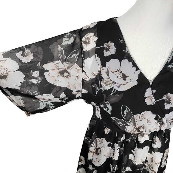Sienna Sky Women's size X-Small Black Lined Floral Dress - Gently Used - Picture 4 of 8